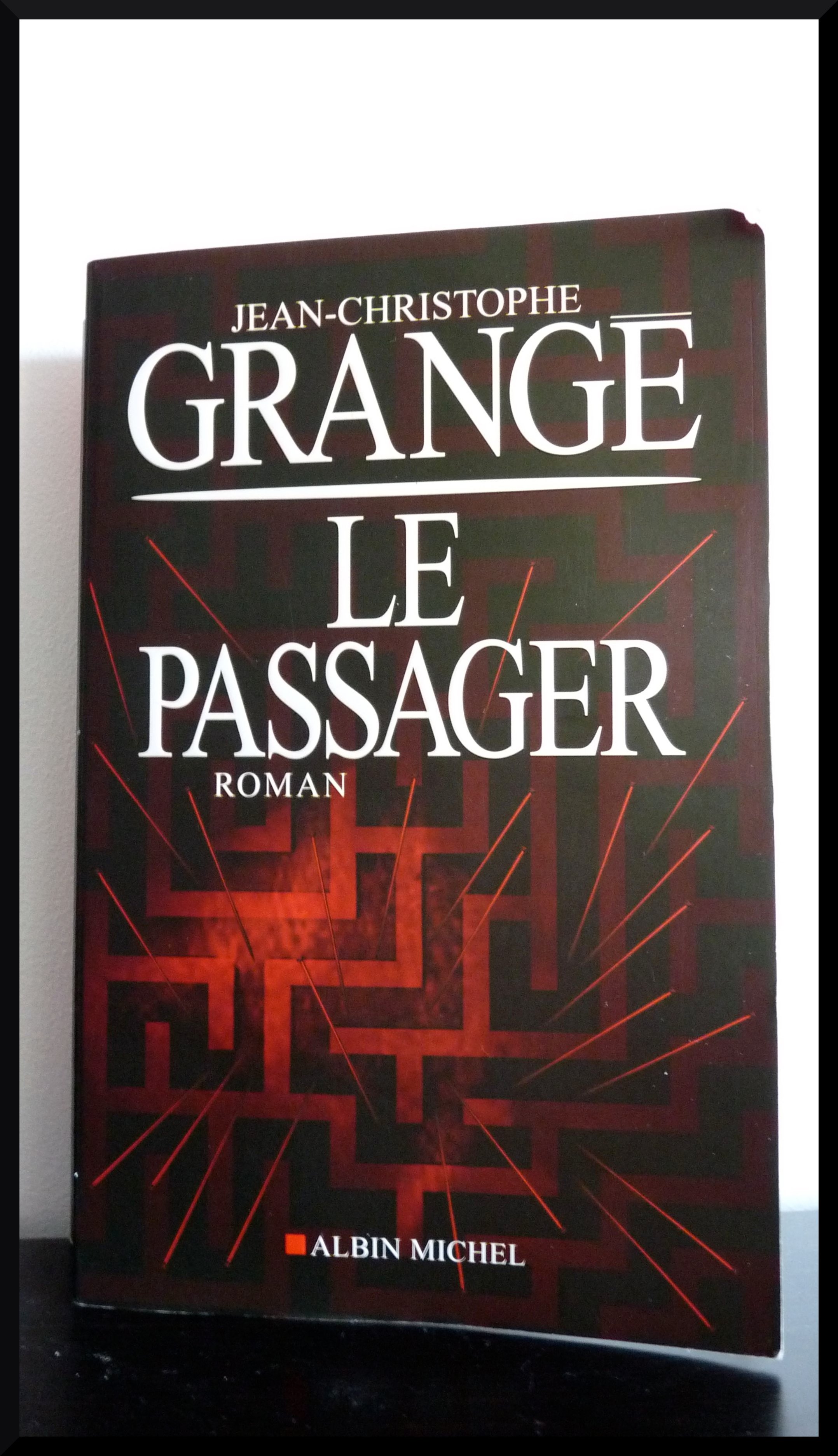 ( Le Passager – JC. GRANGé ) Les passagers pour Marseille sont priés d’embarquer