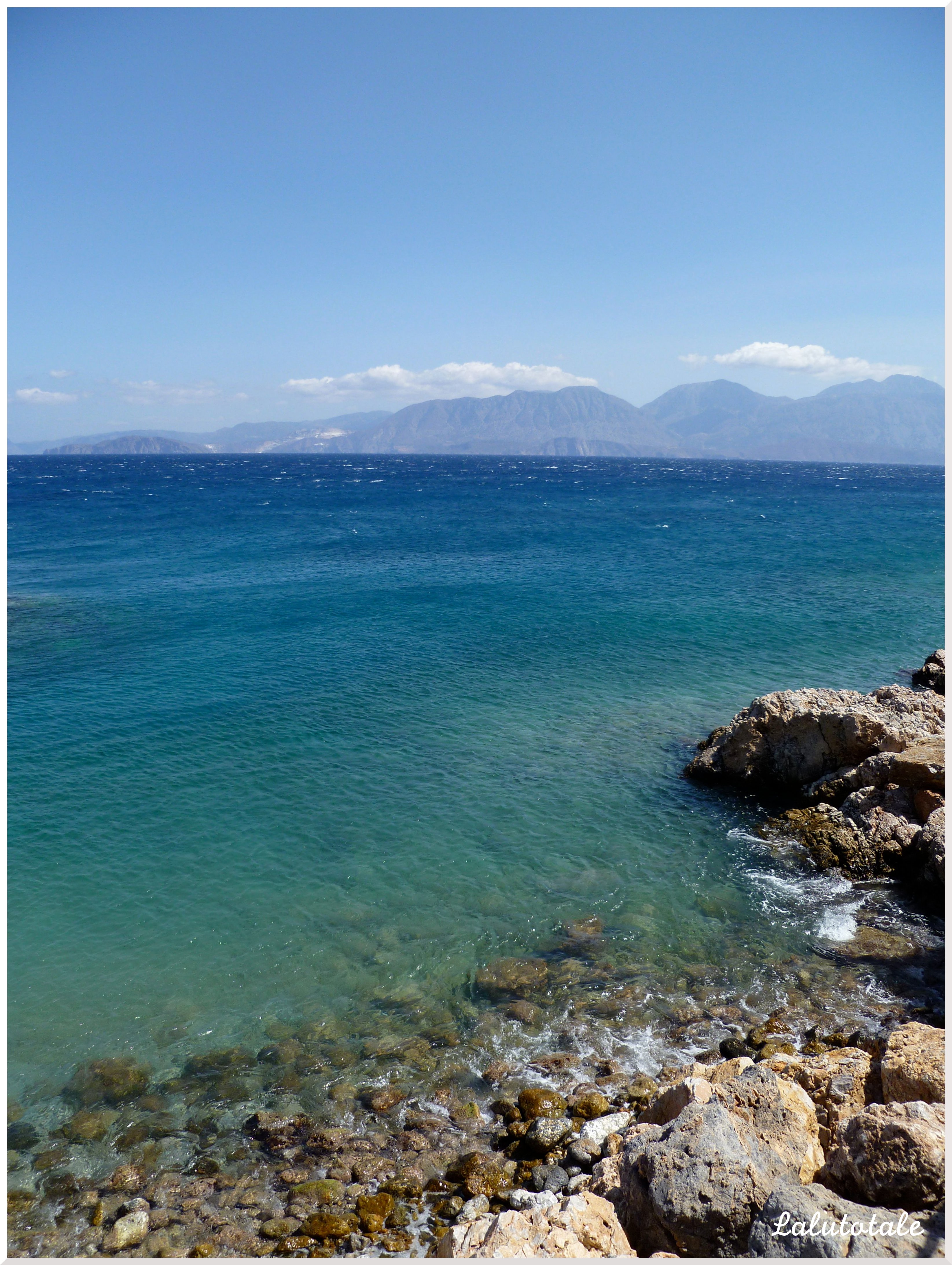 ₪ Crète #6:  Malia, abeilles en or, poupées russes et gecko  ₪
