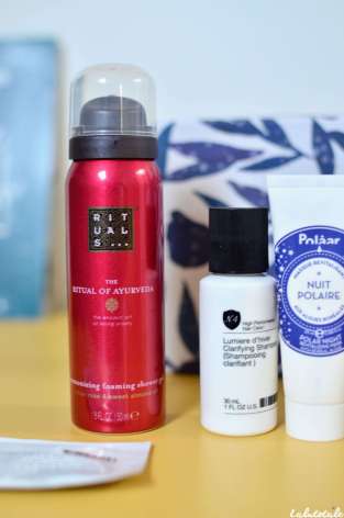 (BIRCHBOX) La box Beauté Givrée ❄️ pour une fille complètement gelée.