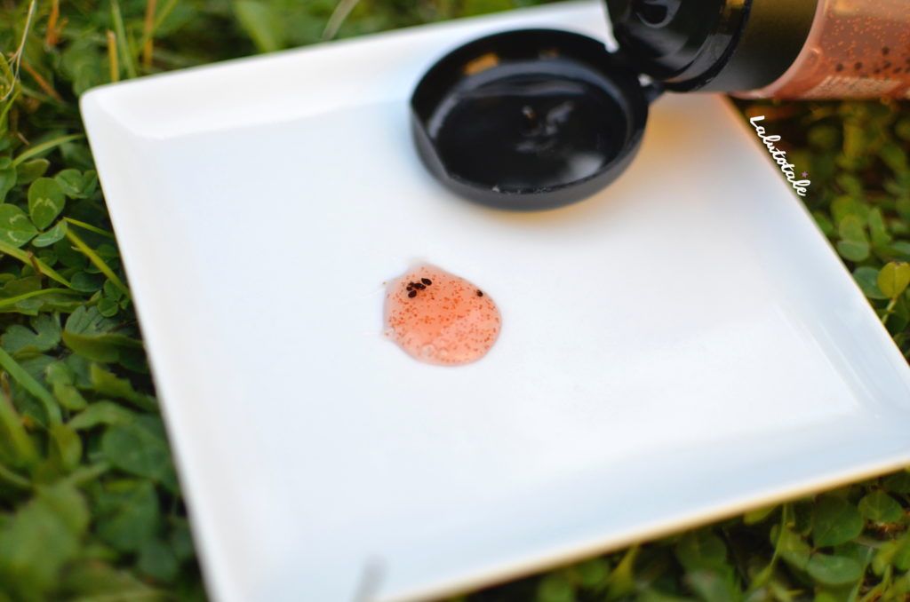TBS gommage fraise gommant texture