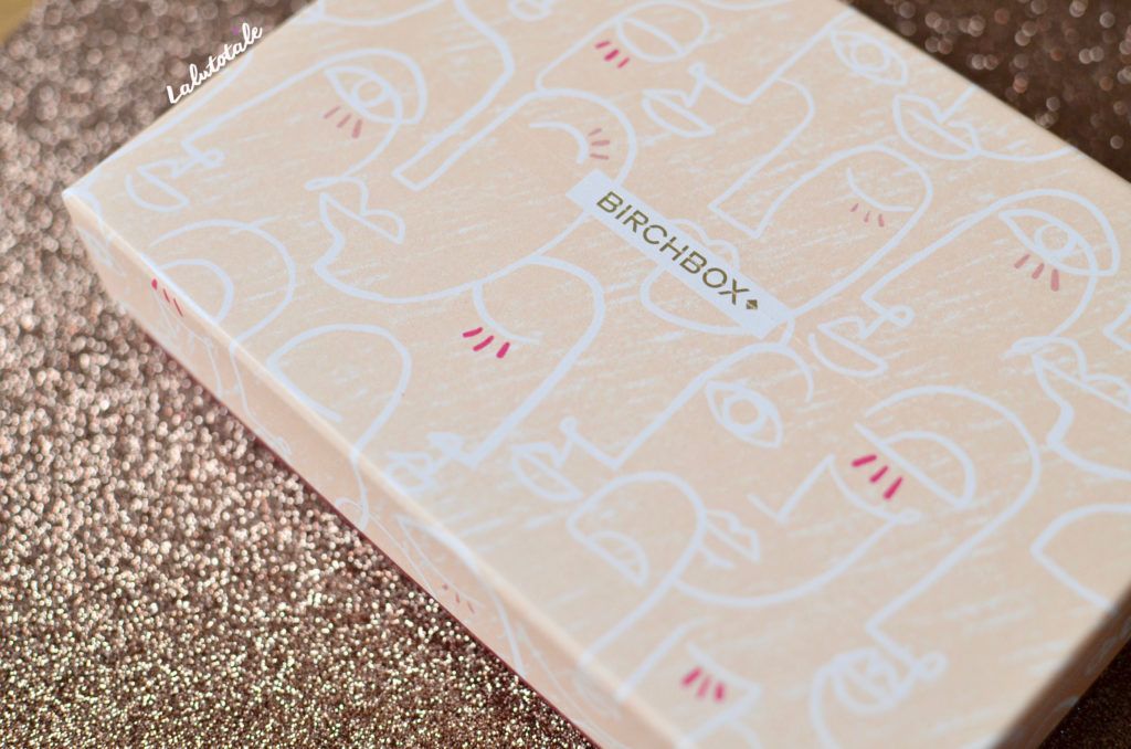zoom box packaging Birchbox MAC coulisses