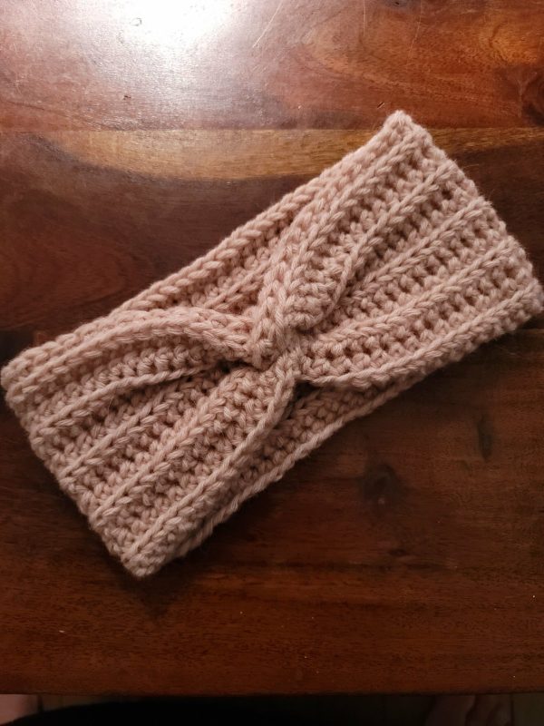 NATHALIE, le bandeau au crochet qui ne manque pas d'hair