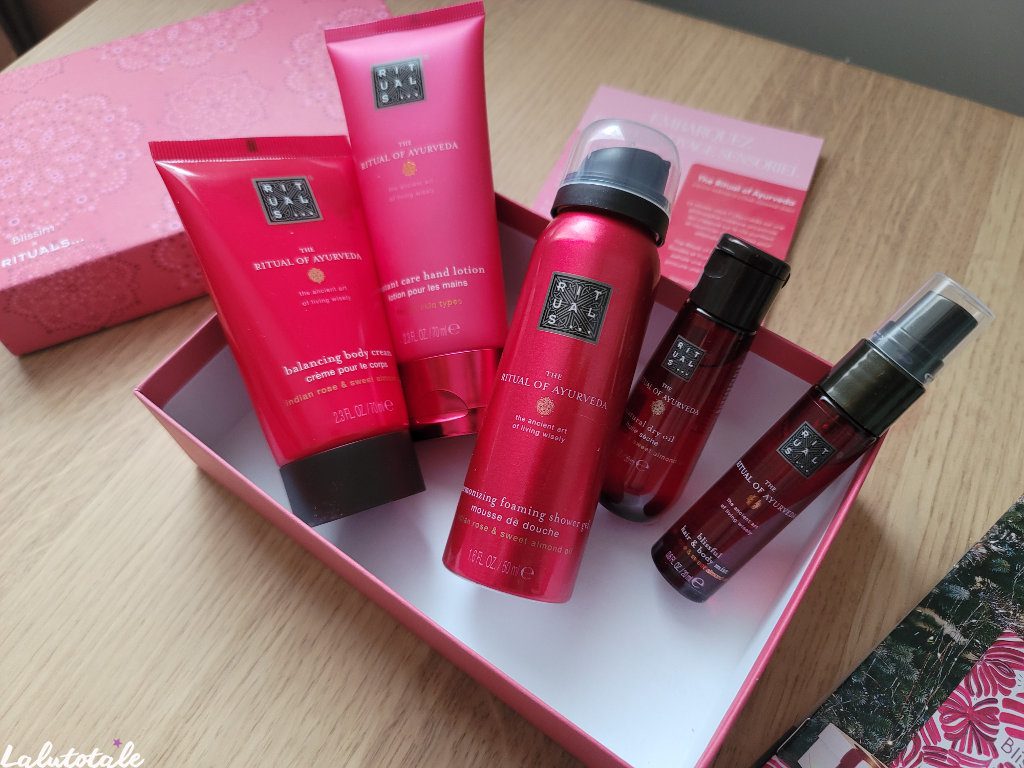 box BLISSIM RITUALS Ritual of Ayurveda unboxing