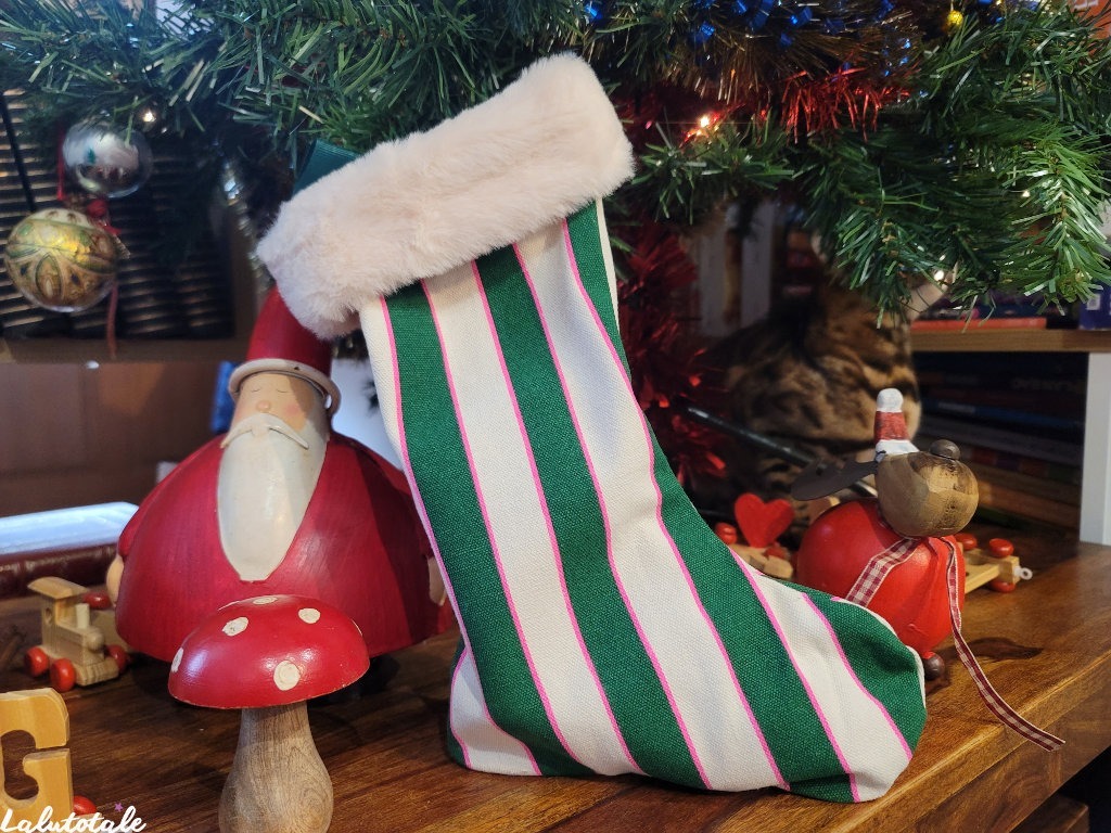 (BLISSIM) Décembre en beauté, Noël en chaussette(s) !