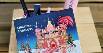 (GLOWRIA) Pour Noël, je suis une Christmas Princess sinon rien !