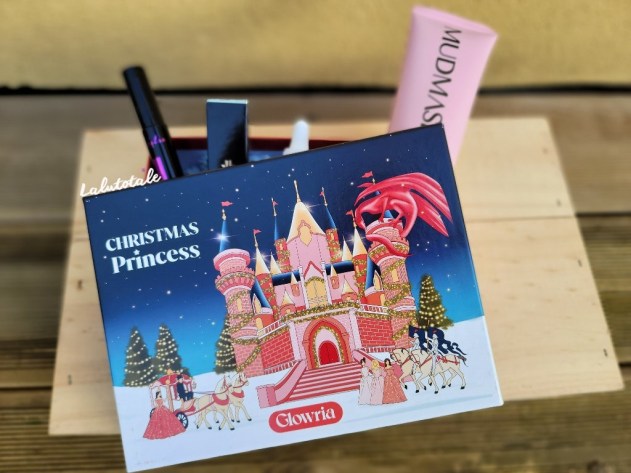 (GLOWRIA) Pour Noël, je suis une Christmas Princess sinon rien !