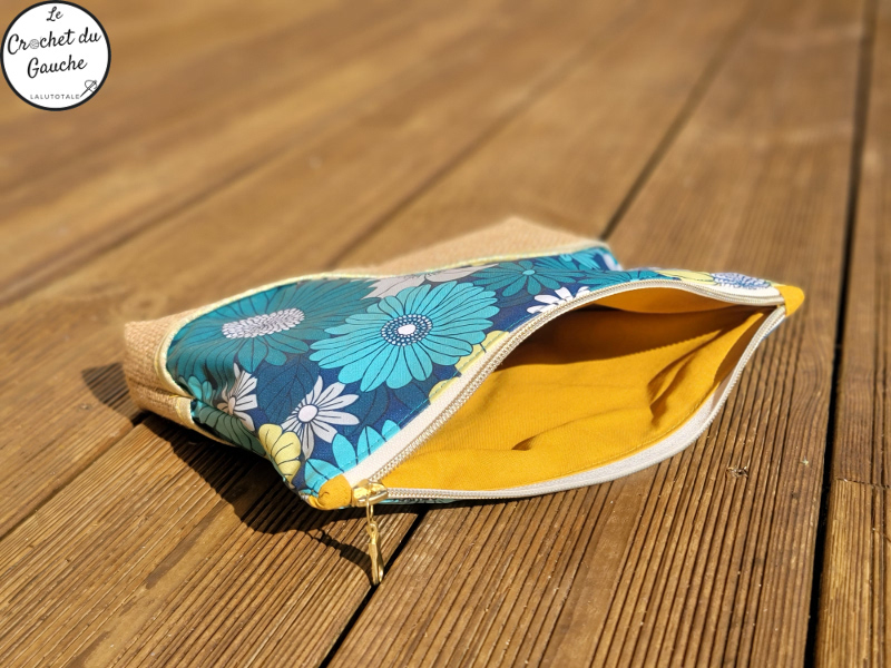 pochette trousse zippée Seventies couture création unique Flower Power