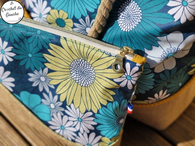 pochette trousse zippée Seventies couture création unique Flower Power