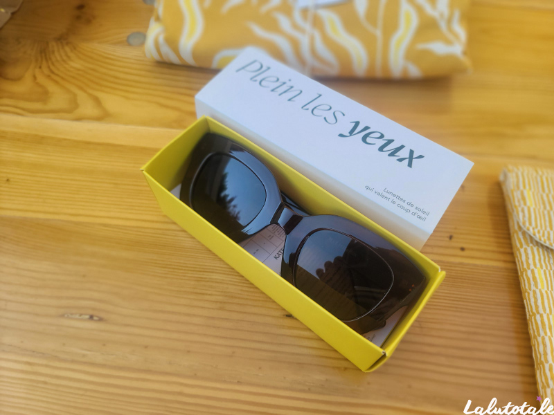 lunettes de soleil Mylittlebox Vie en Jaune