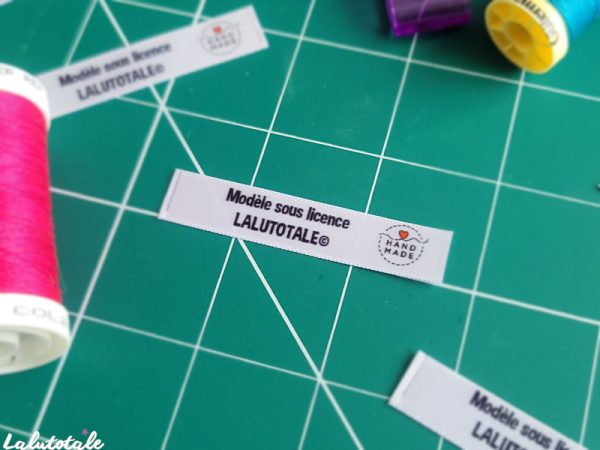 Licence commerciale artisanale vente couture LaLutotale patron modèle étiquette à coudre