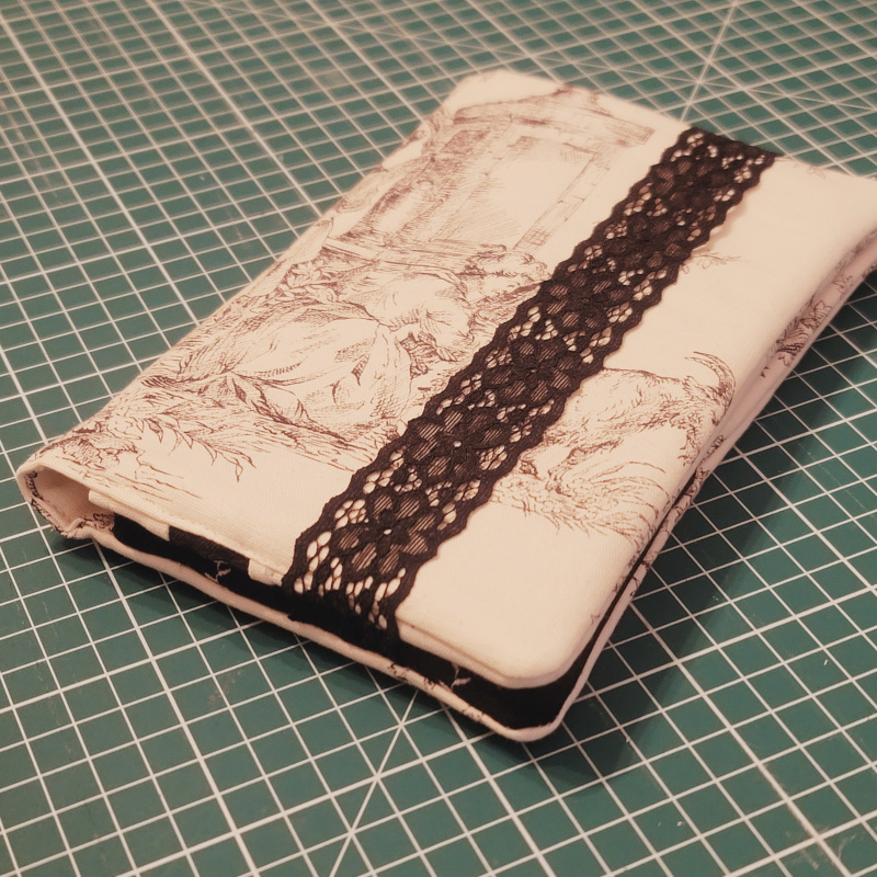 Nouzipoche patron tuto couture pochette livre débutant